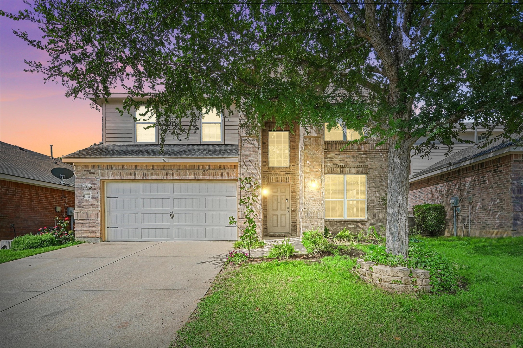 9122 Lockhart Drive Arlington TX 76002