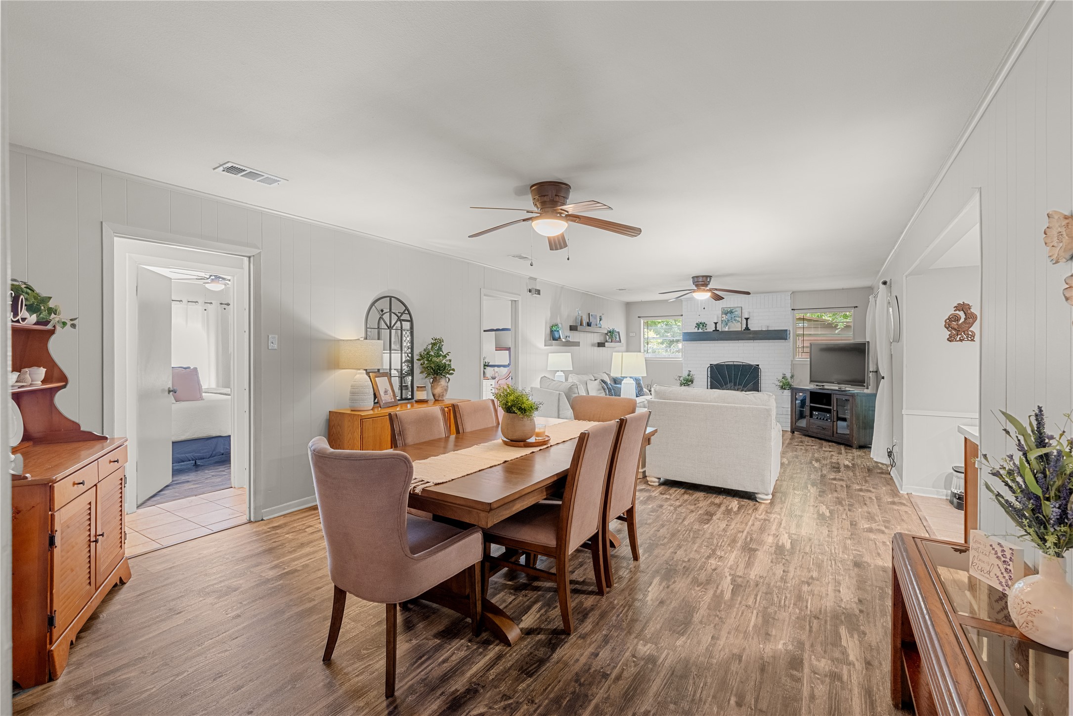 4208 Shipley Court Benbrook TX 76116