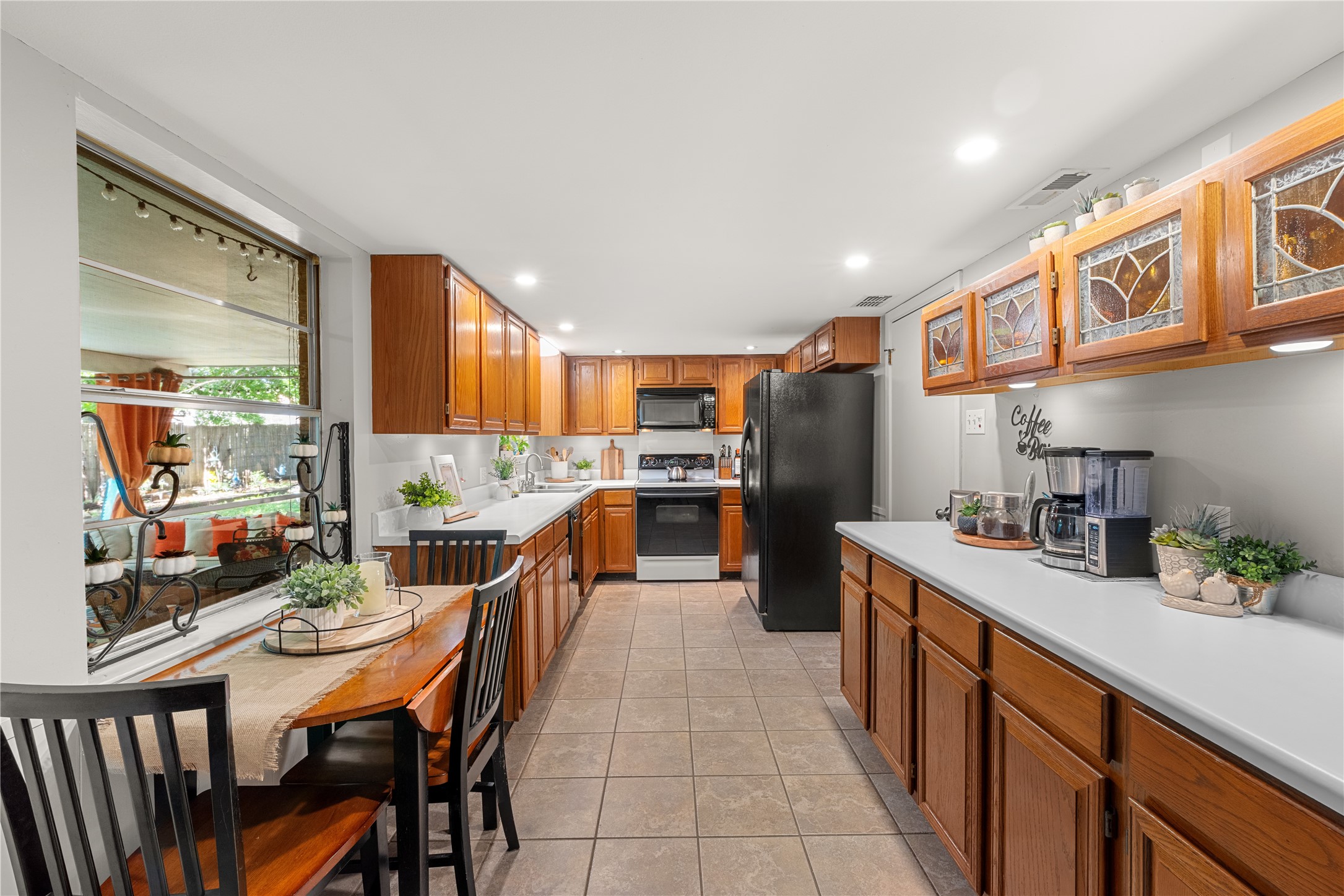 4208 Shipley Court Benbrook TX 76116