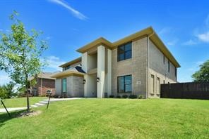 404 Mckinley Street Desoto TX 75115