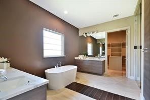 404 Mckinley Street Desoto TX 75115