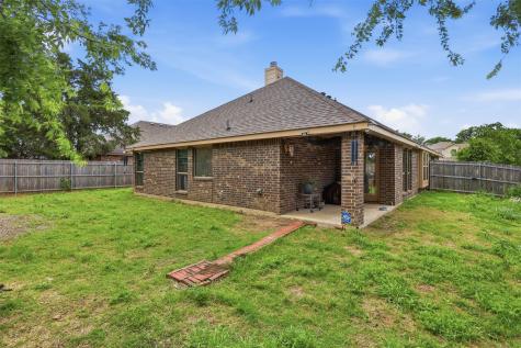 1924 Carrington Glenn Heights TX 75154