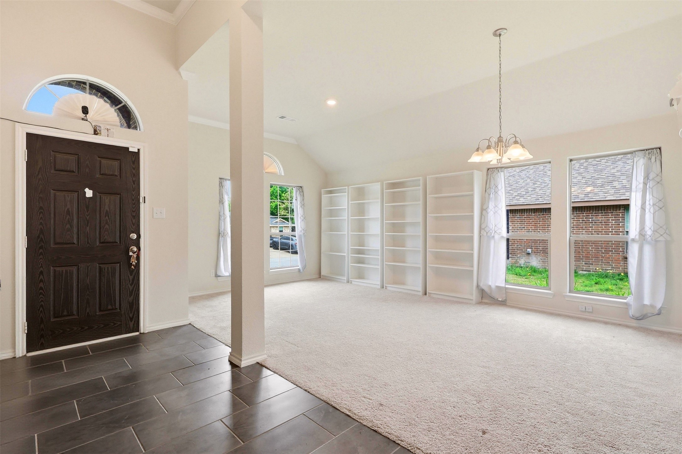 1924 Carrington Glenn Heights TX 75154