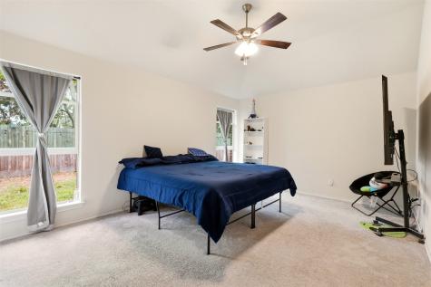 1924 Carrington Glenn Heights TX 75154