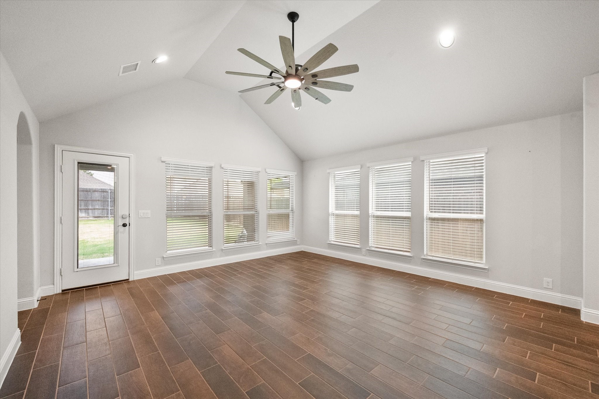 5007 Lake Park Drive Mansfield TX 76063