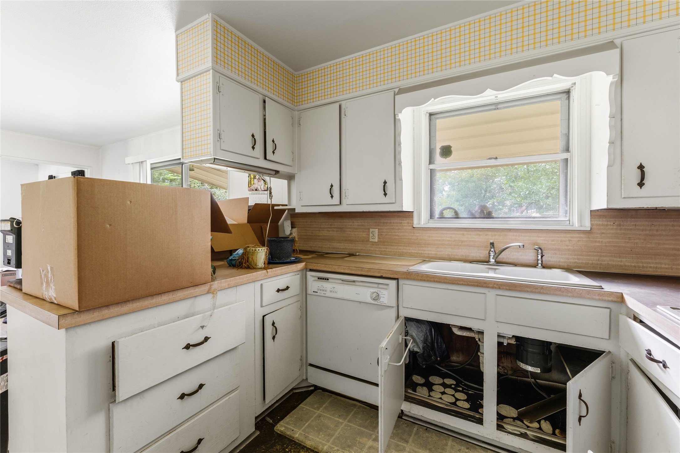 336 S Barbara Street Lacy Lakeview TX 76705