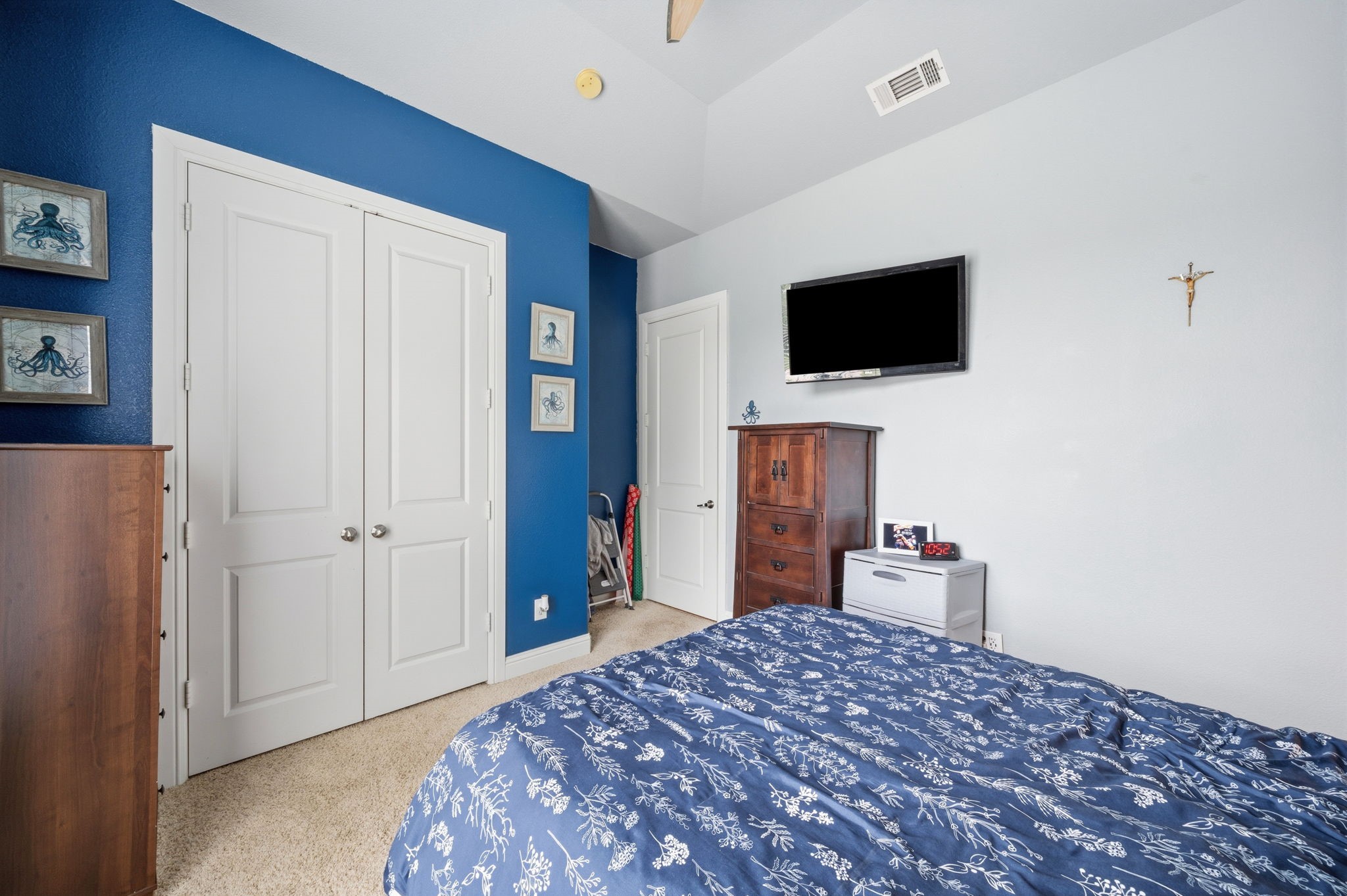 9111 Cliffside Grand Prairie TX 75104
