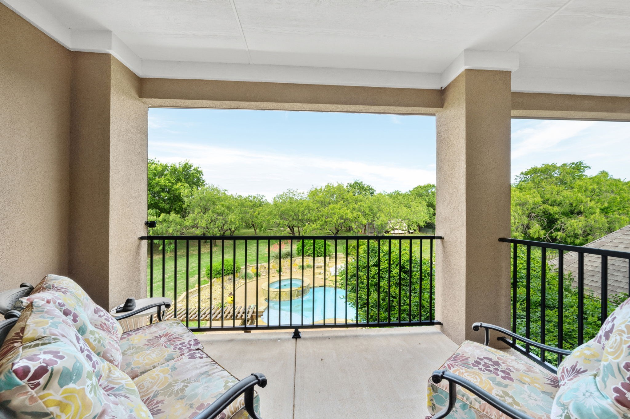 9111 Cliffside Grand Prairie TX 75104