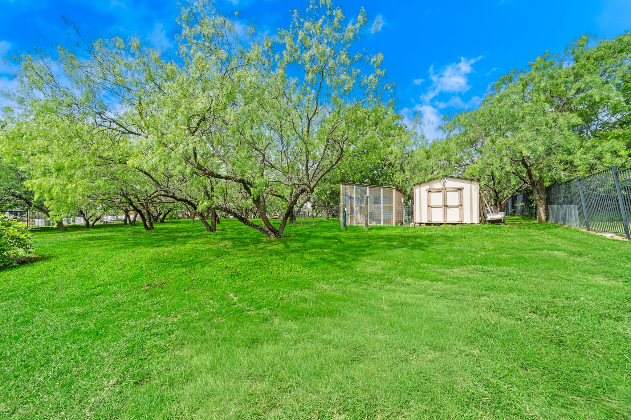 9111 Cliffside Grand Prairie TX 75104