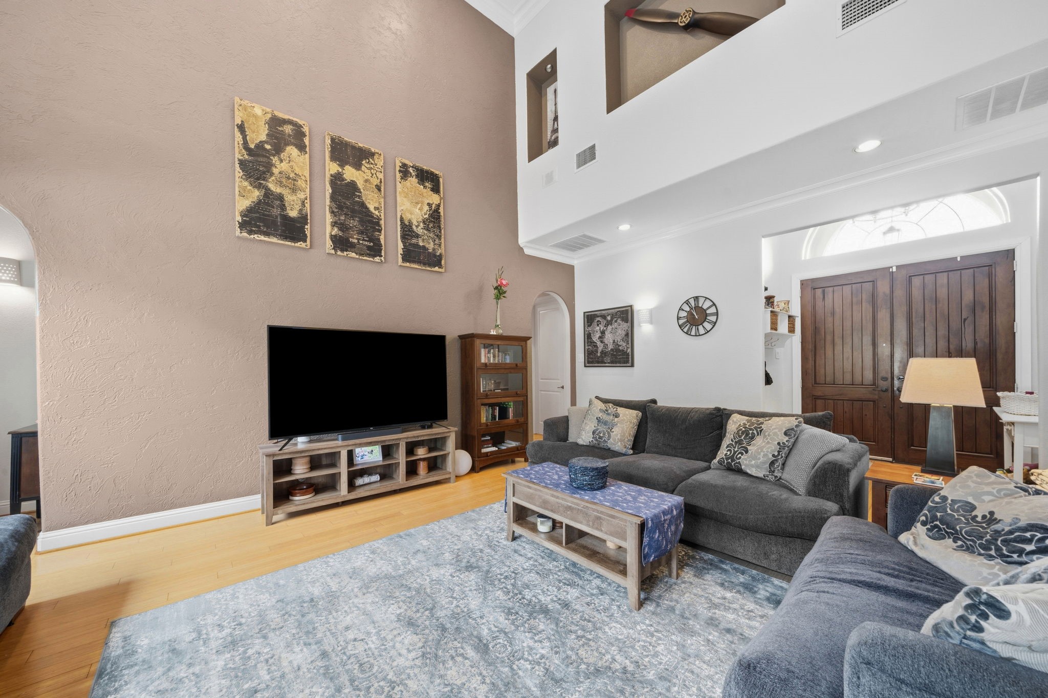 9111 Cliffside Grand Prairie TX 75104