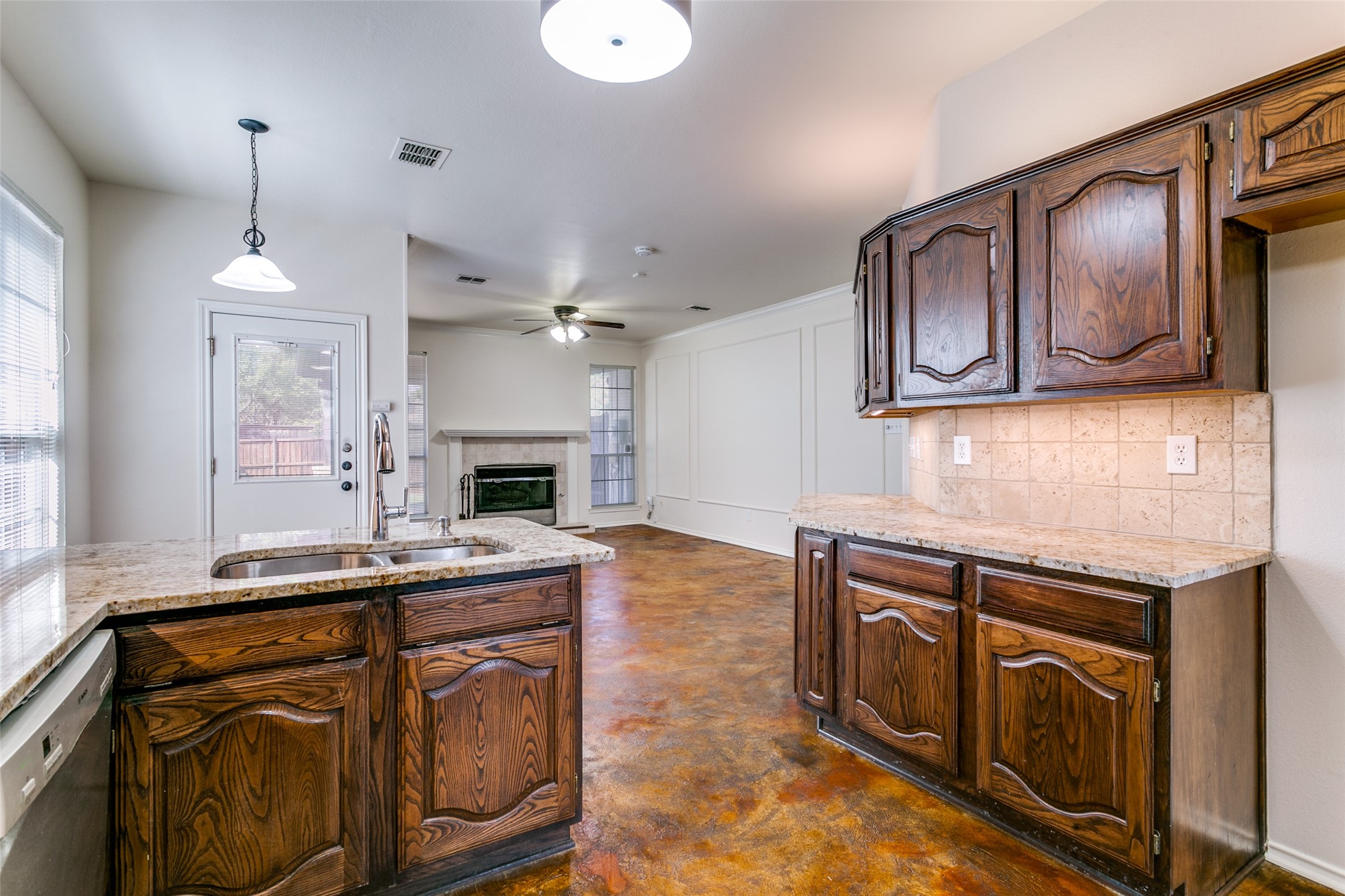 1649 Bennington Drive Carrollton TX 75007