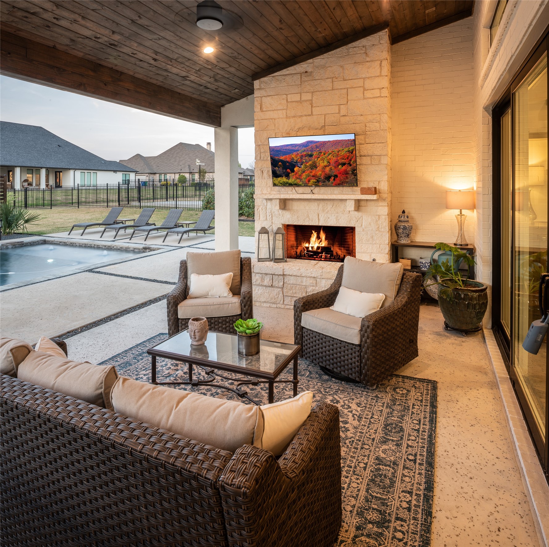 313 Knights Trail Heath TX 75032