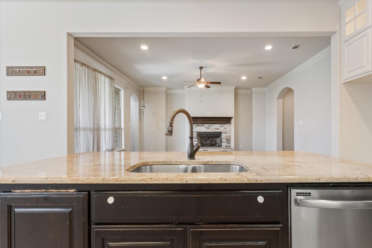 310 Desert Sky Drive Waco TX 76657
