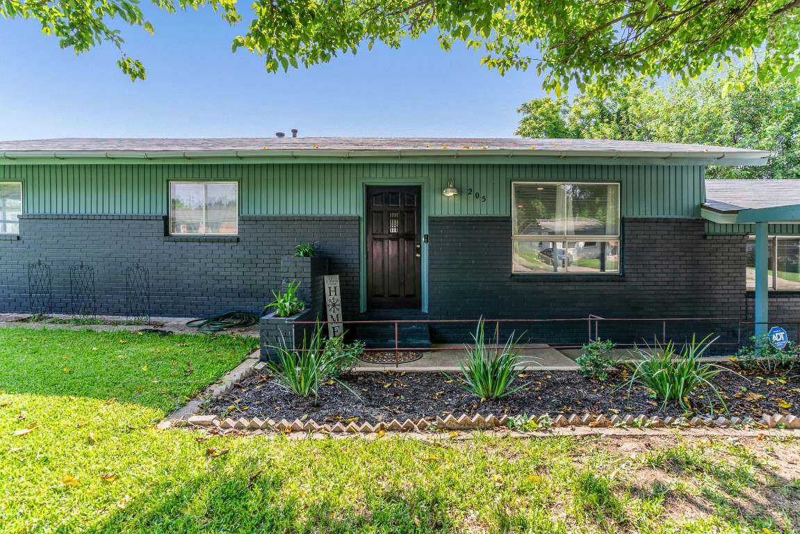 205 Case Street Weatherford TX 76086