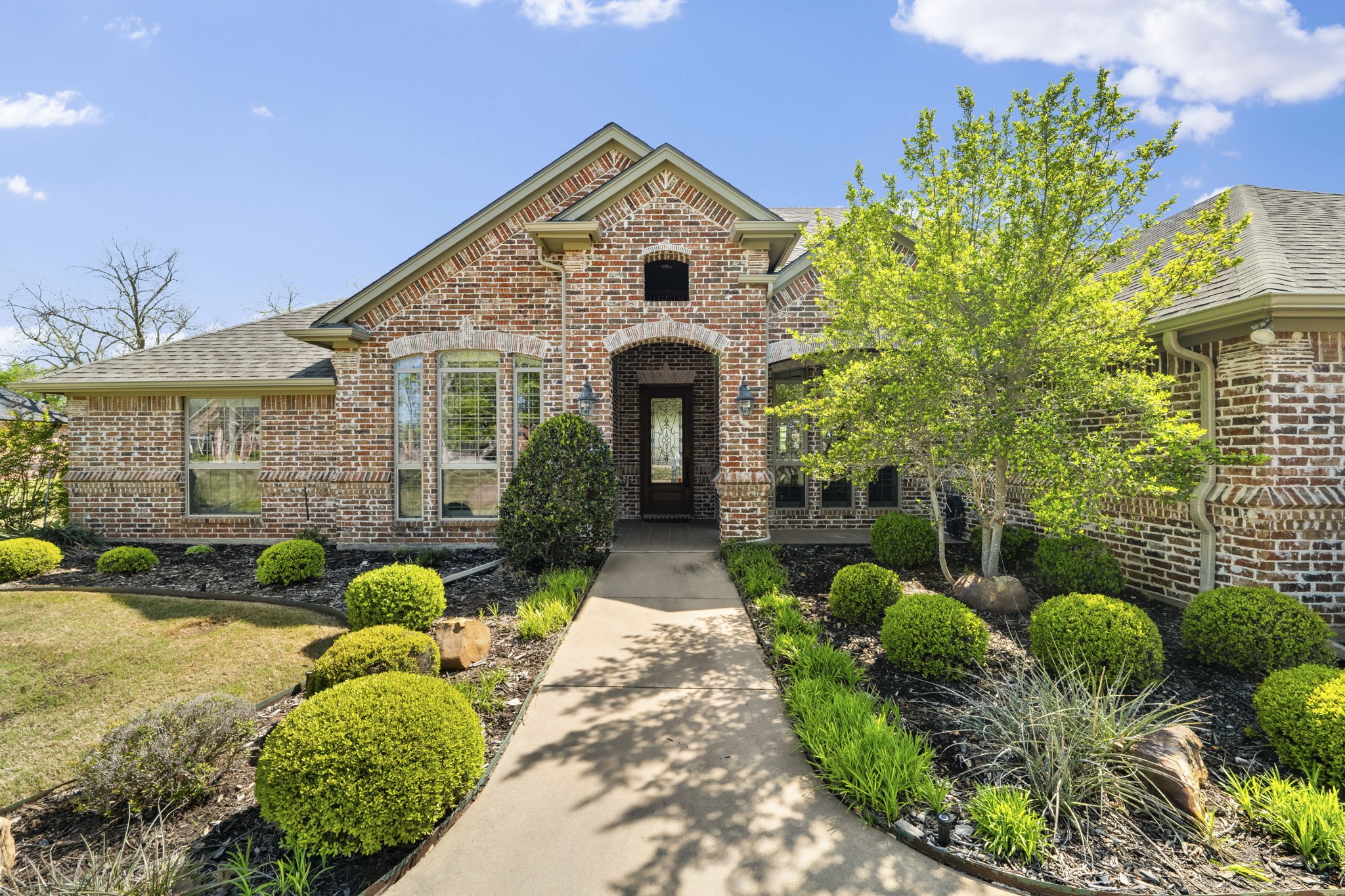 5609 Flagstick Drive Granbury TX 76049