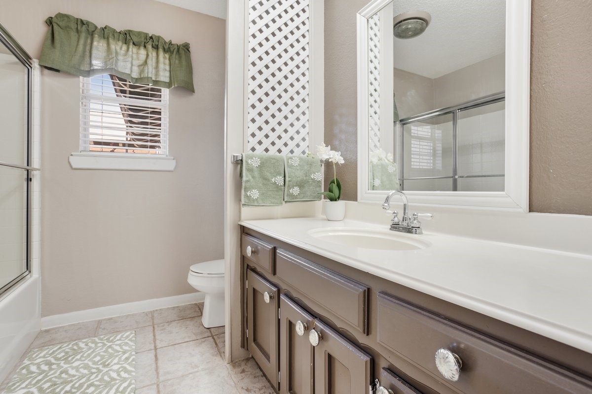 3601 Holly Street Denison TX 75020