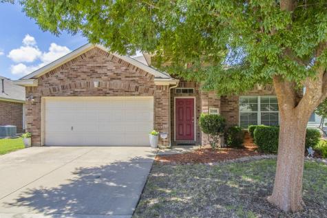2790 Sun Rise Lane Grand Prairie TX 75052