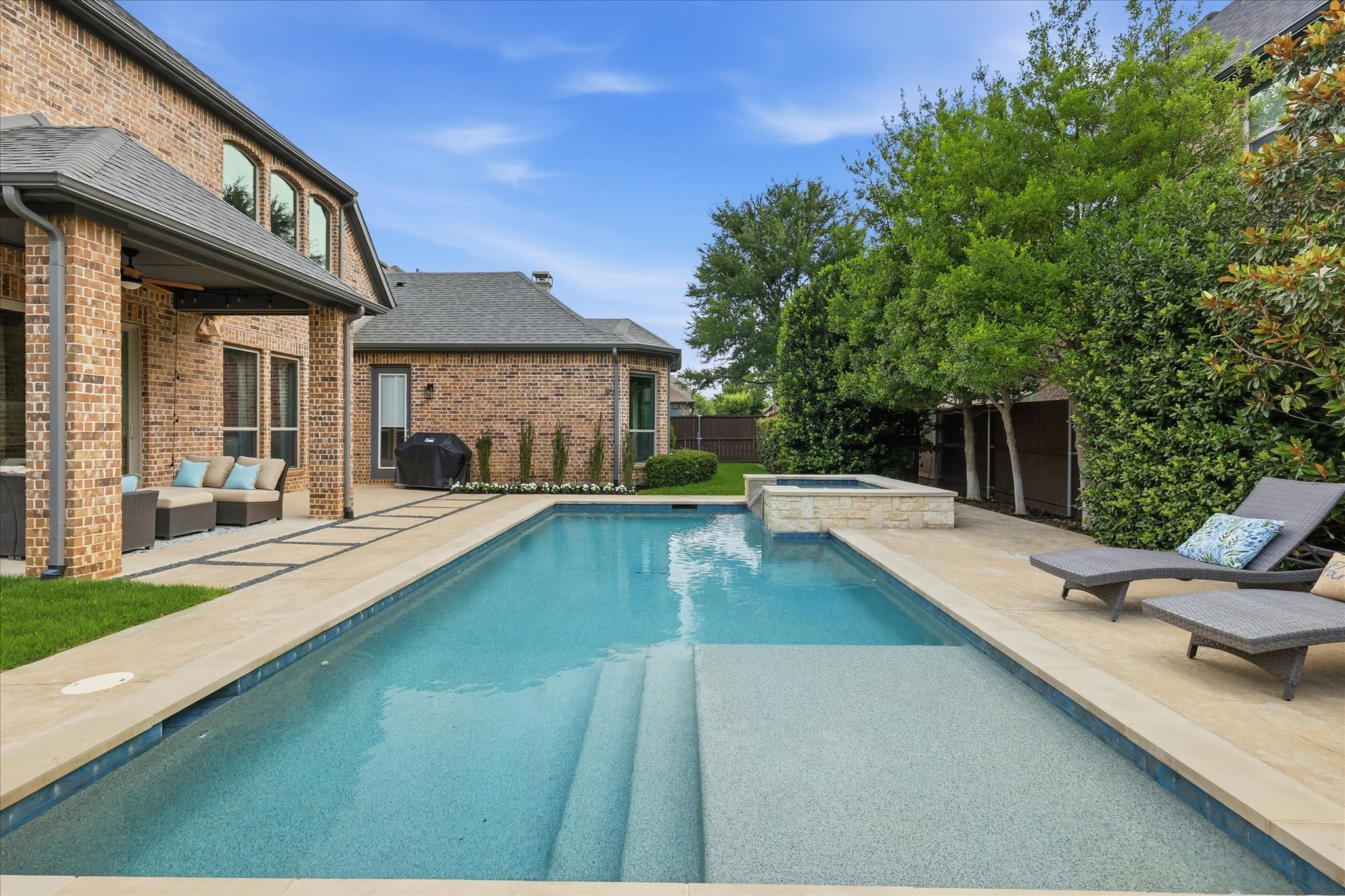 629 Sandy Lane Flower Mound TX 75022
