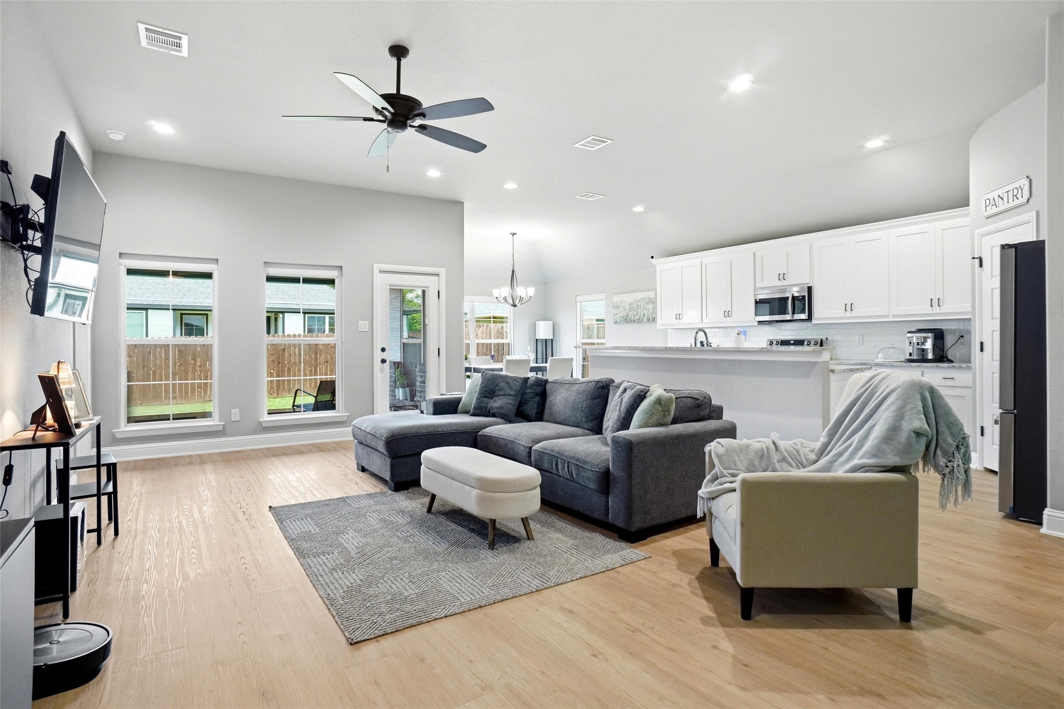 214 Clover Circle Weatherford TX 76086