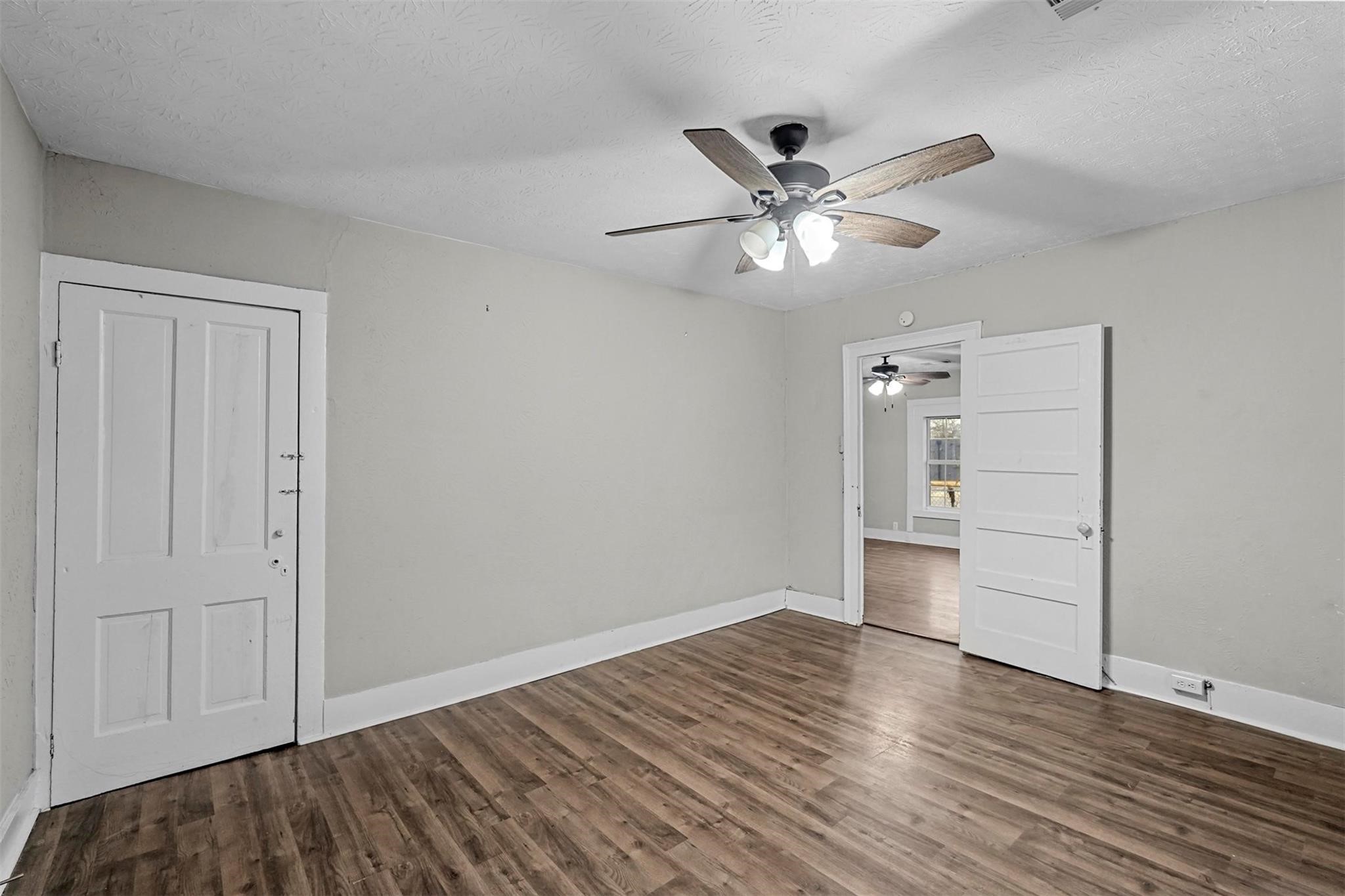 908 E Houston Street Sherman TX 75092
