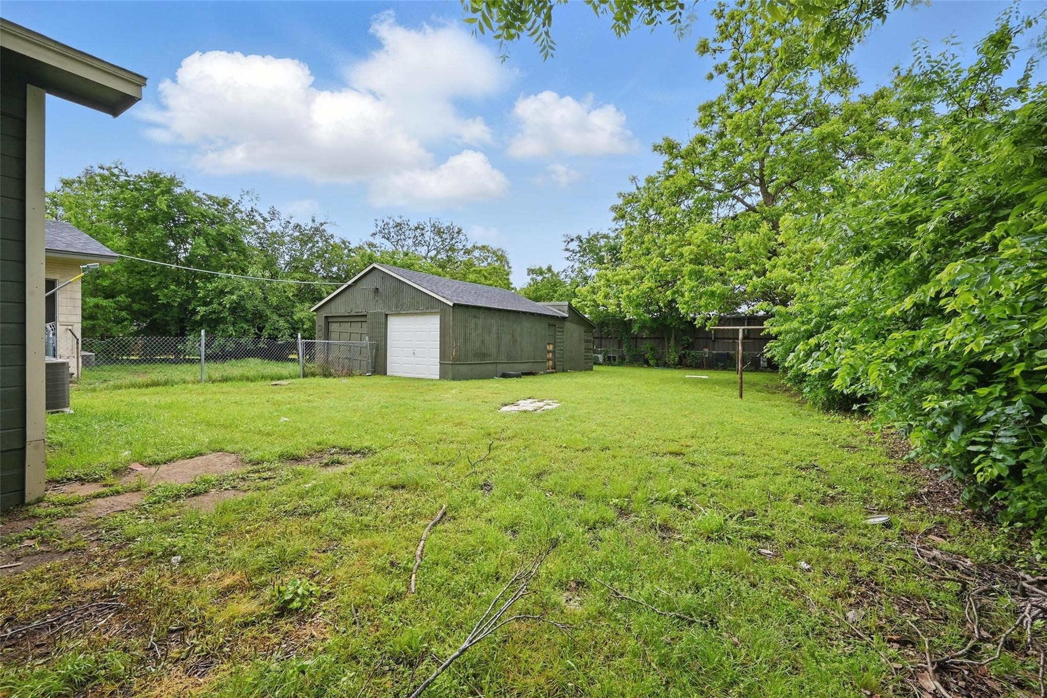 908 E Houston Street Sherman TX 75092