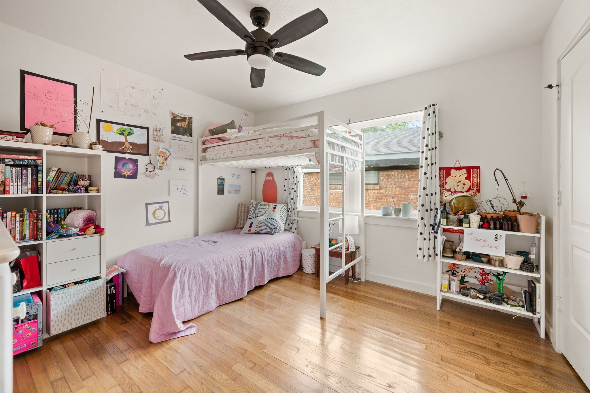8852 Larchwood Drive Dallas TX 75238