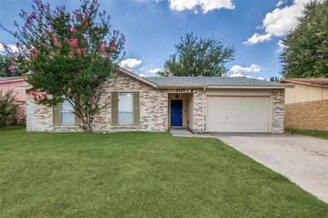 2117 Sheriff Drive Grand Prairie TX 75051