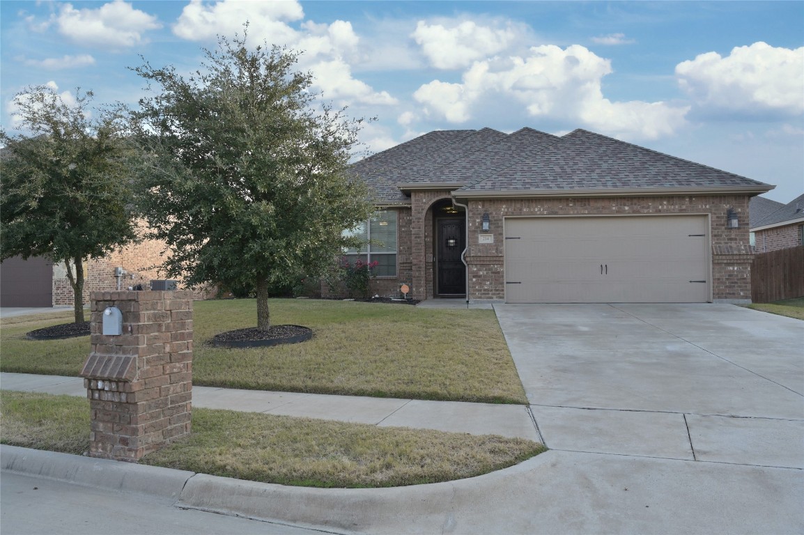 214 Brighton Court Midlothian TX 76065