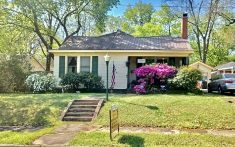2252 Cleveland Street Paris TX 75460