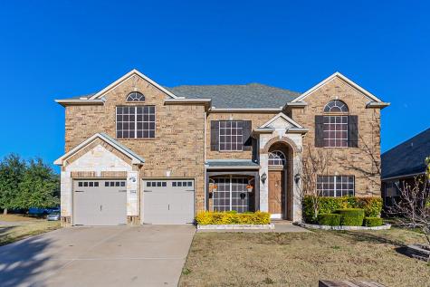 2944 Crystal Way Grand Prairie TX 75052