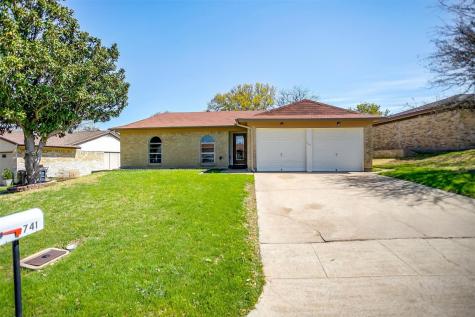 741 Reveille Road Fort Worth TX 76108