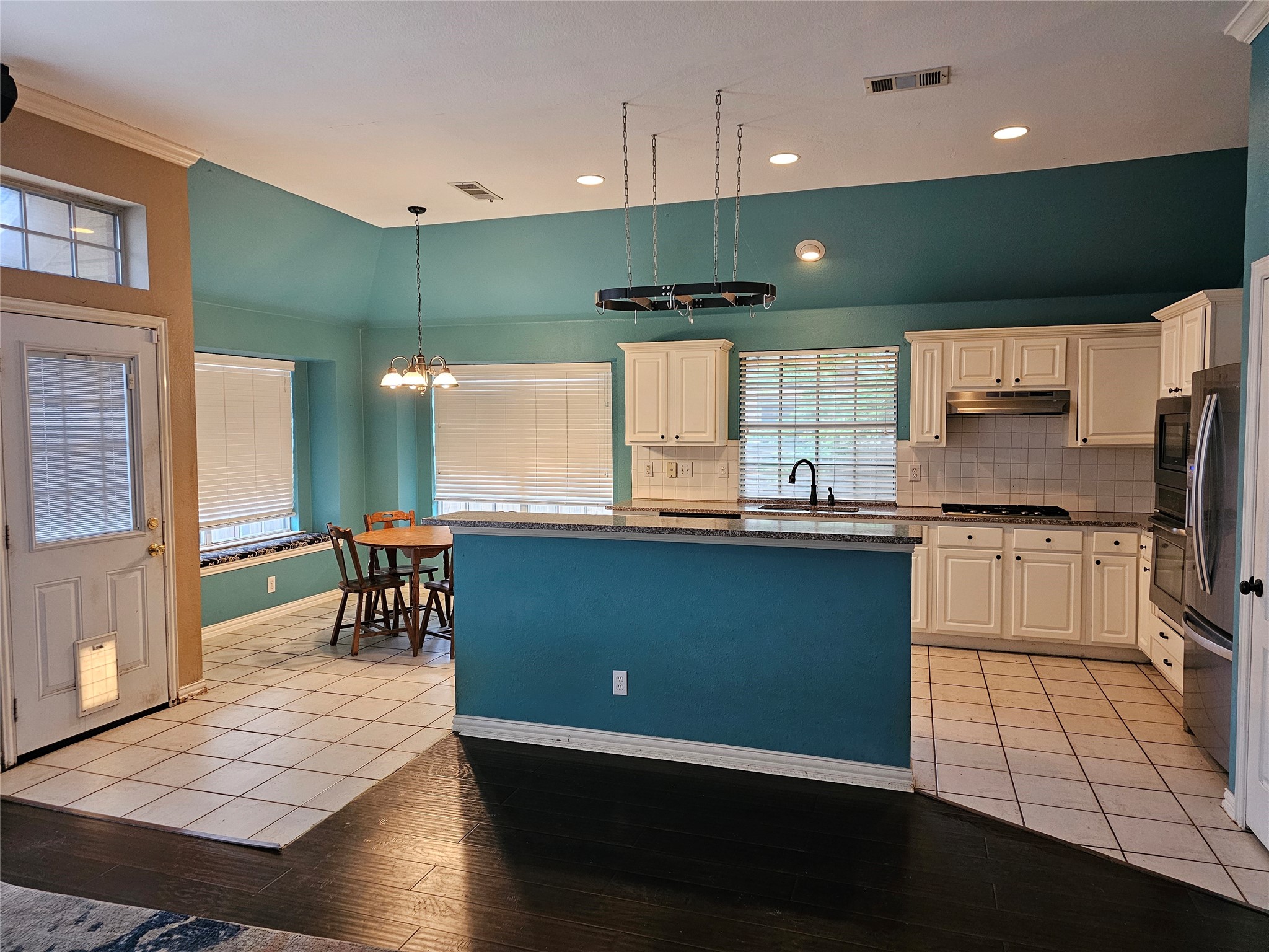2413 Kariba Lane Denton TX 76210