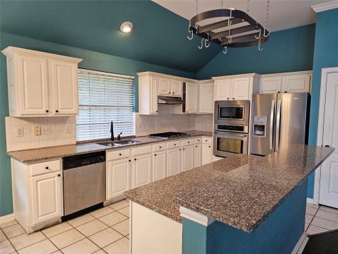 2413 Kariba Lane Denton TX 76210