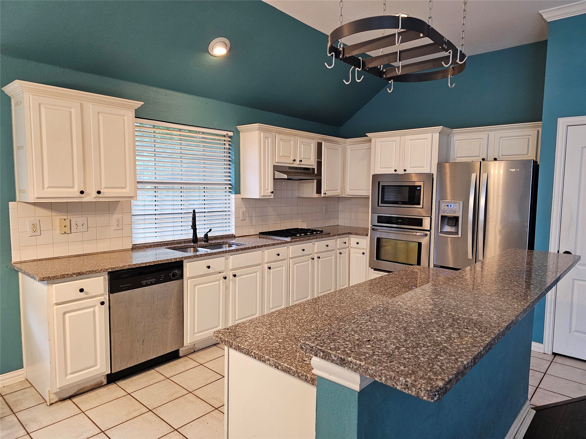 2413 Kariba Lane Denton TX 76210