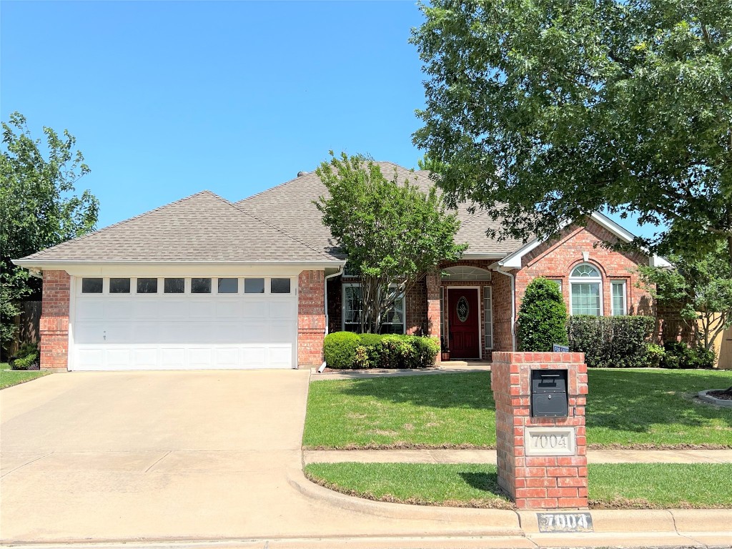 7004 Oak Hills Court North Richland Hills TX 76182