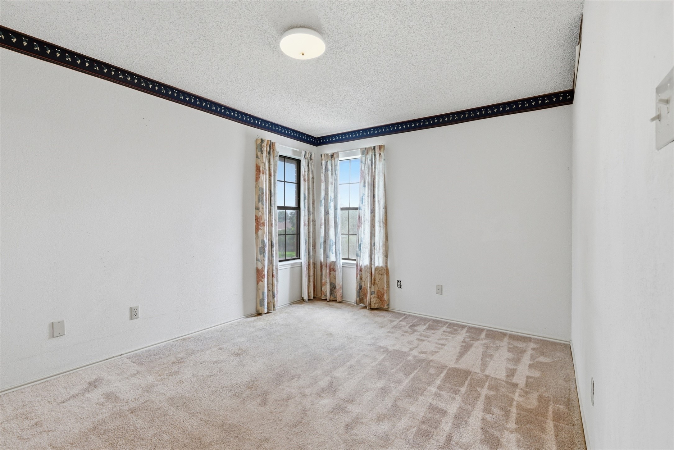 605 Buttercup Circle Garland TX 75040