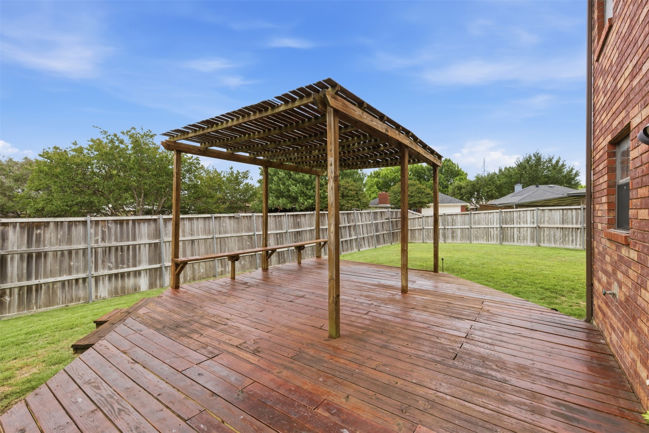 605 Buttercup Circle Garland TX 75040