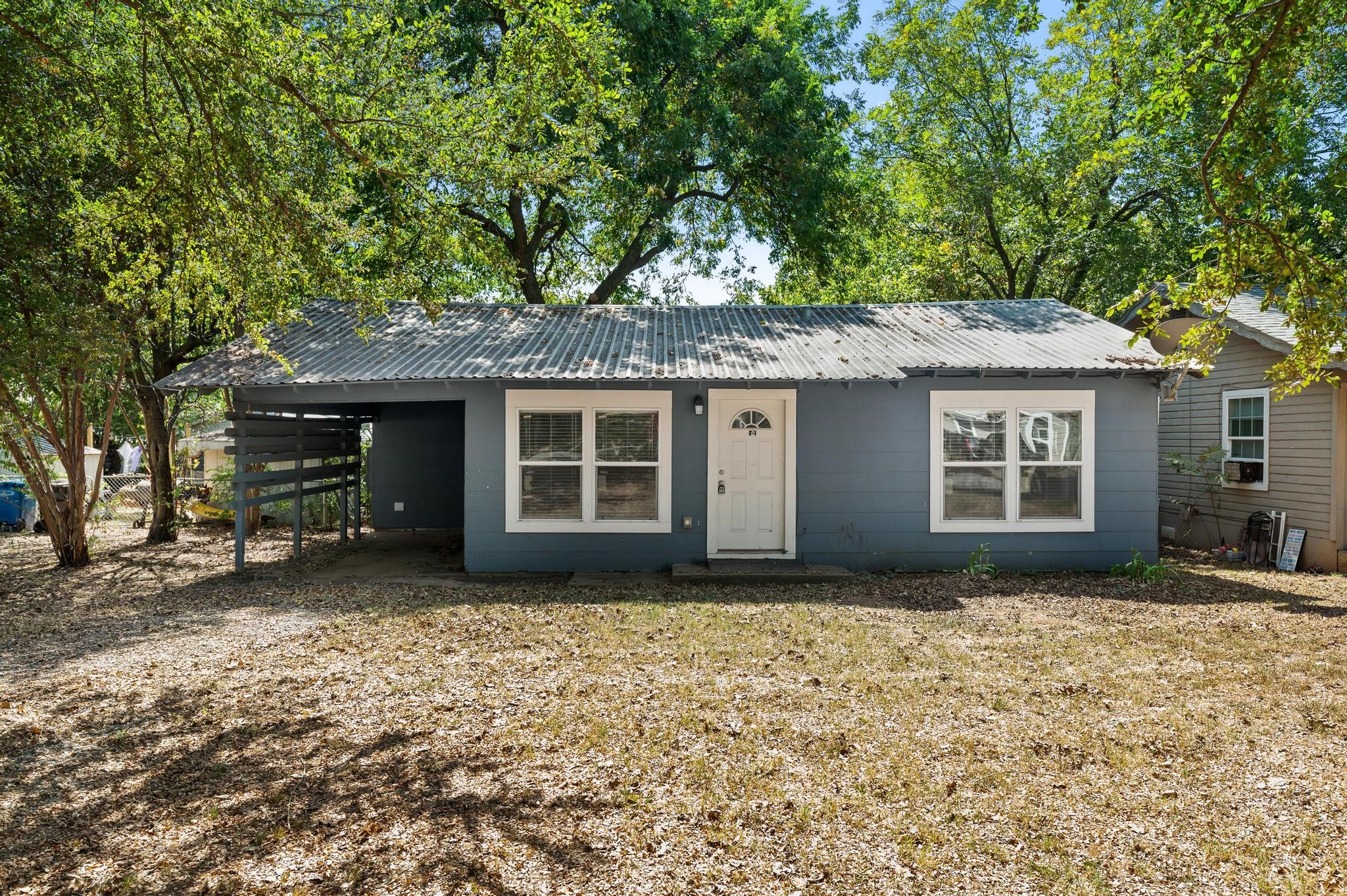 2110 W Bond Street Denison TX 75020