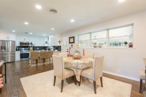 925 S Andrews Avenue Sherman TX 75090