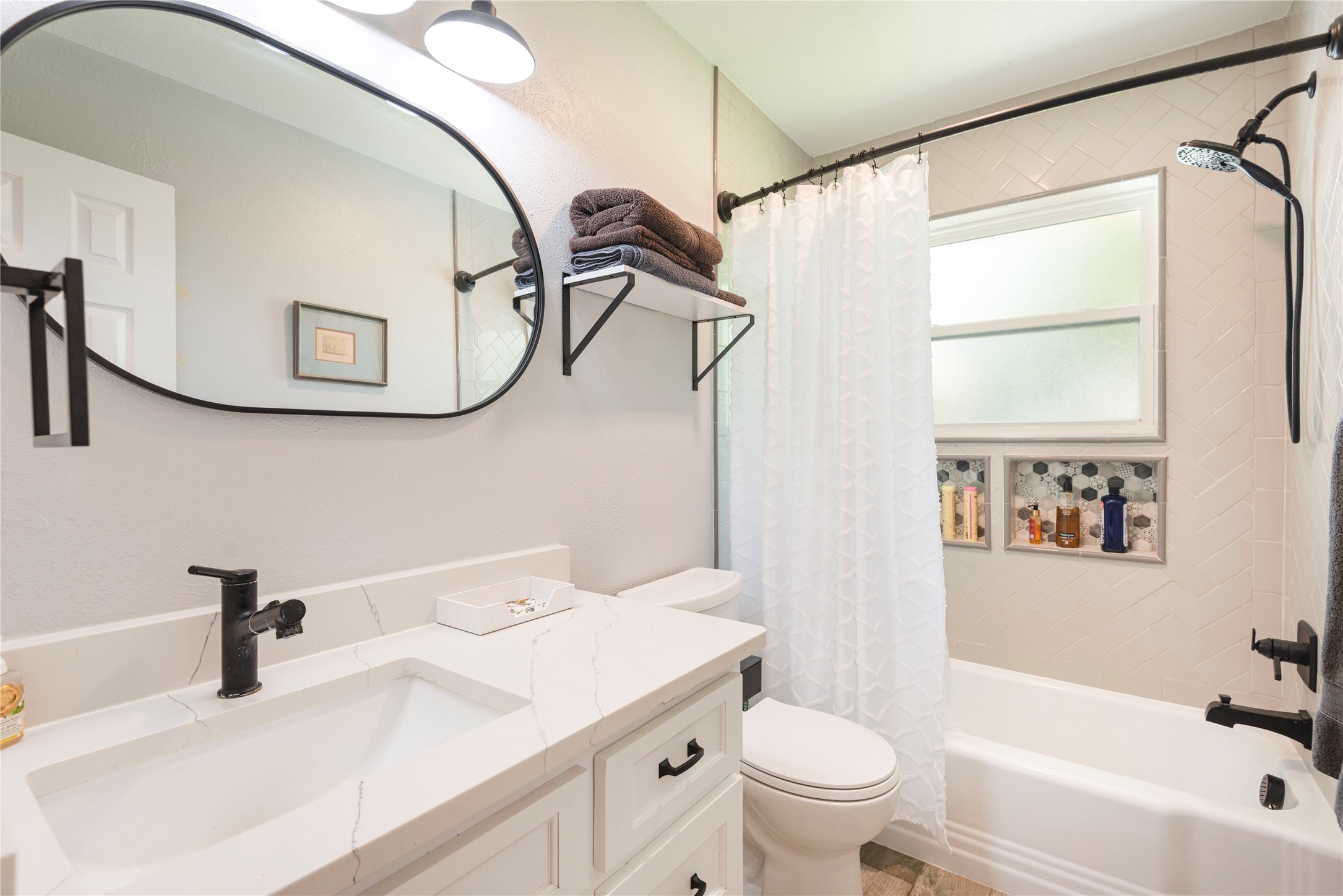 925 S Andrews Avenue Sherman TX 75090