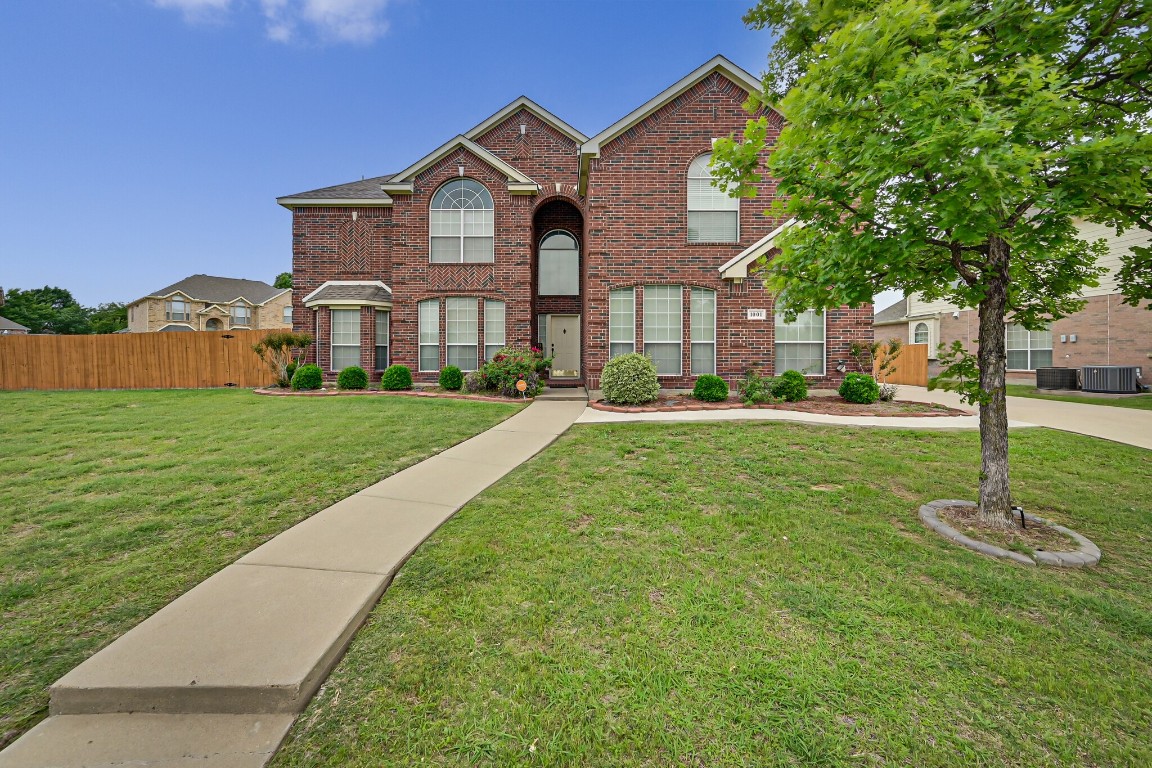 1001 Saint Gregory Drive Mansfield TX 76063