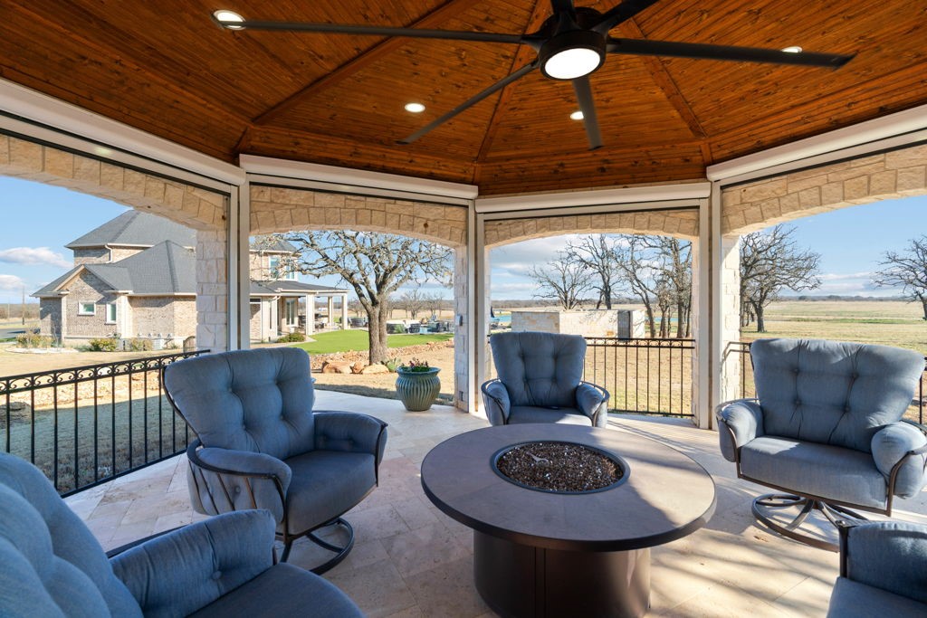 187 Highway 101 Eastland TX 76448