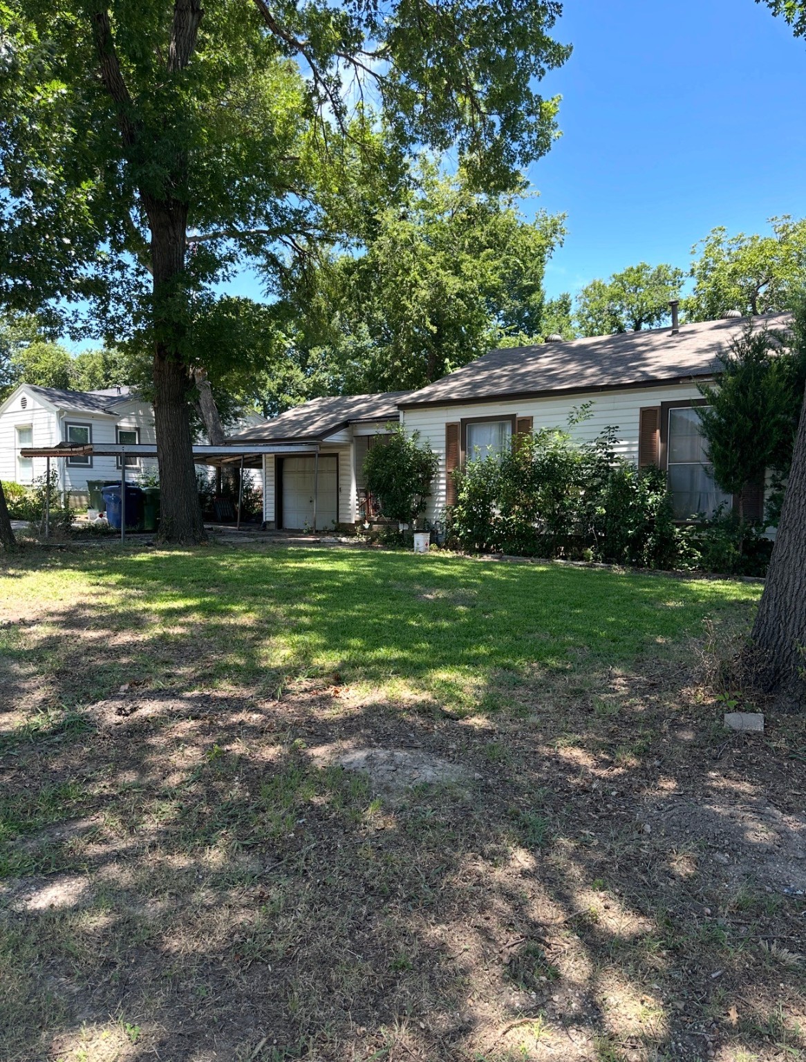 909 Ashwood Drive Garland TX 75041