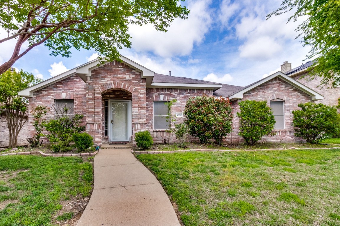 2113 Silver Leaf Drive Mesquite TX 75181