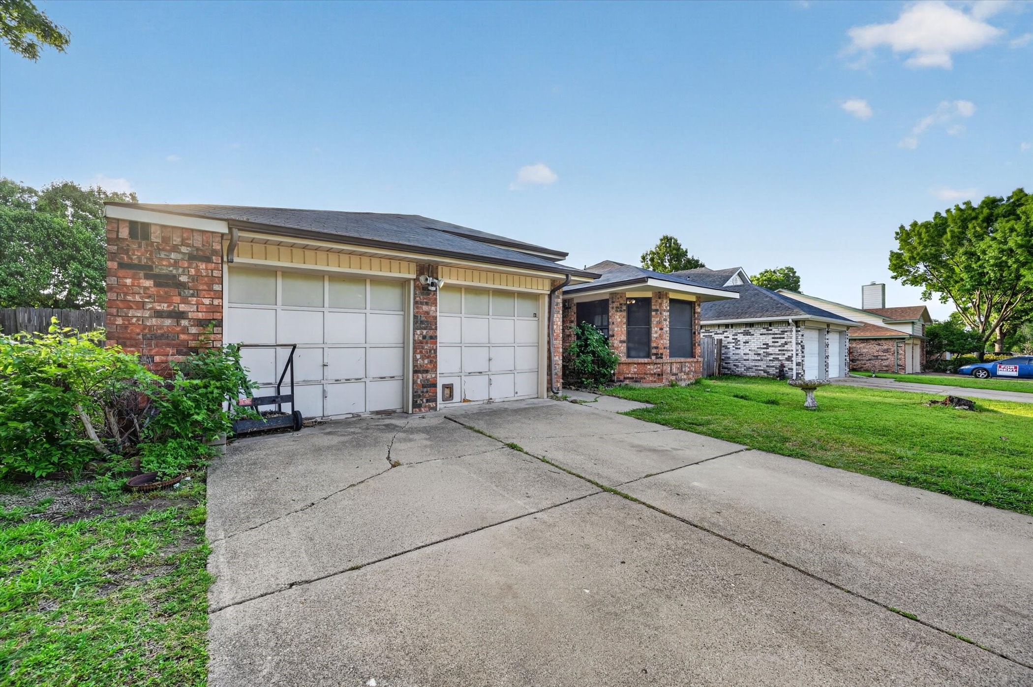 6217 Fairlane Drive Arlington TX 76001