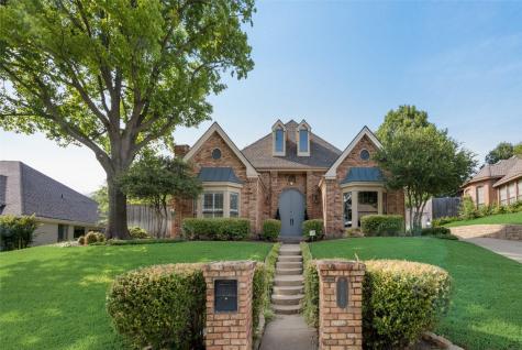 703 Hillview Drive Arlington TX 76011