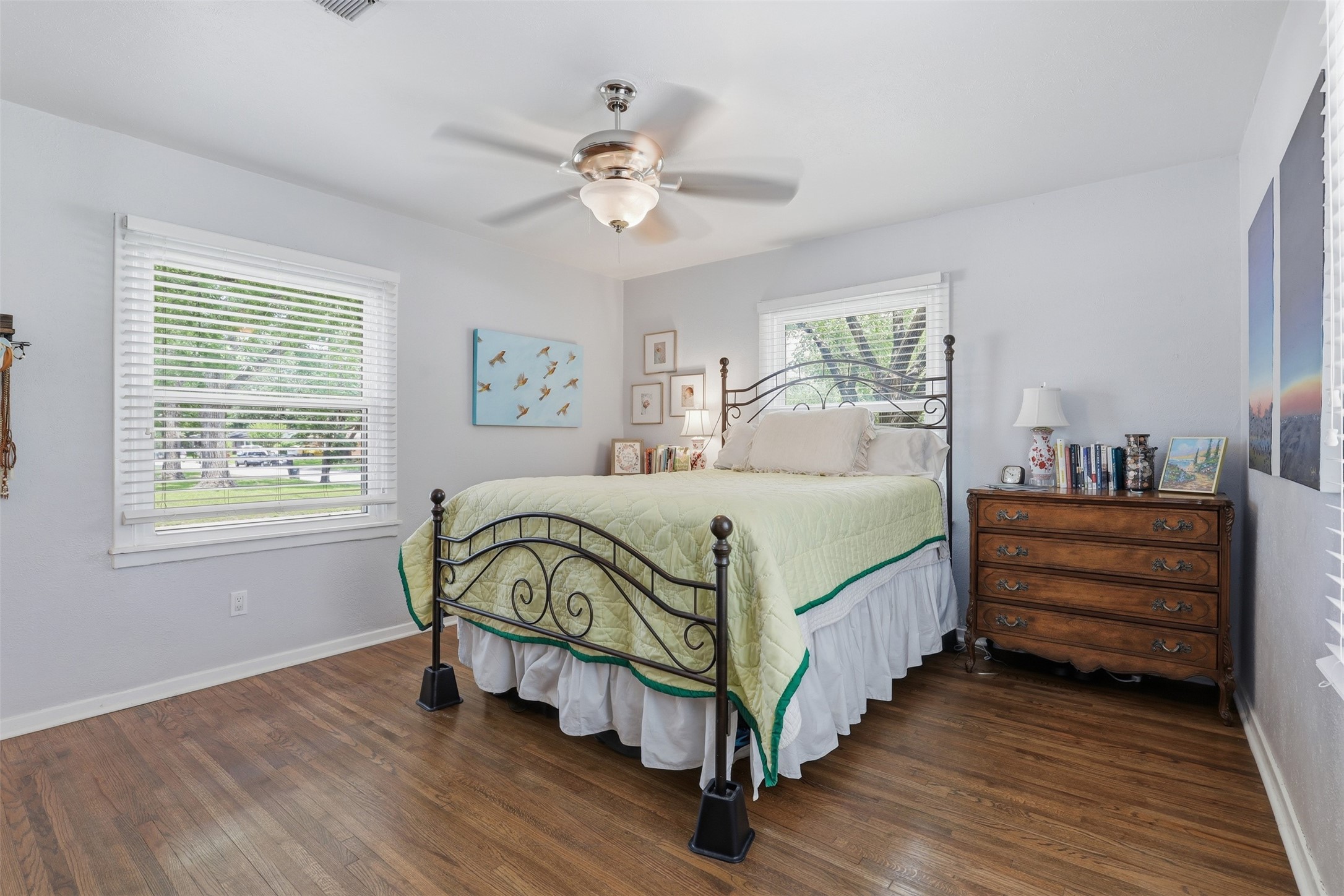 5500 Dennis Avenue Fort Worth TX 76114
