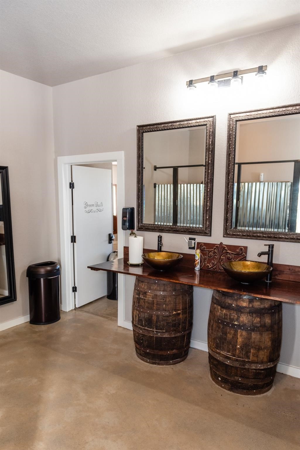 792 County Road 4945 Leonard TX 75452