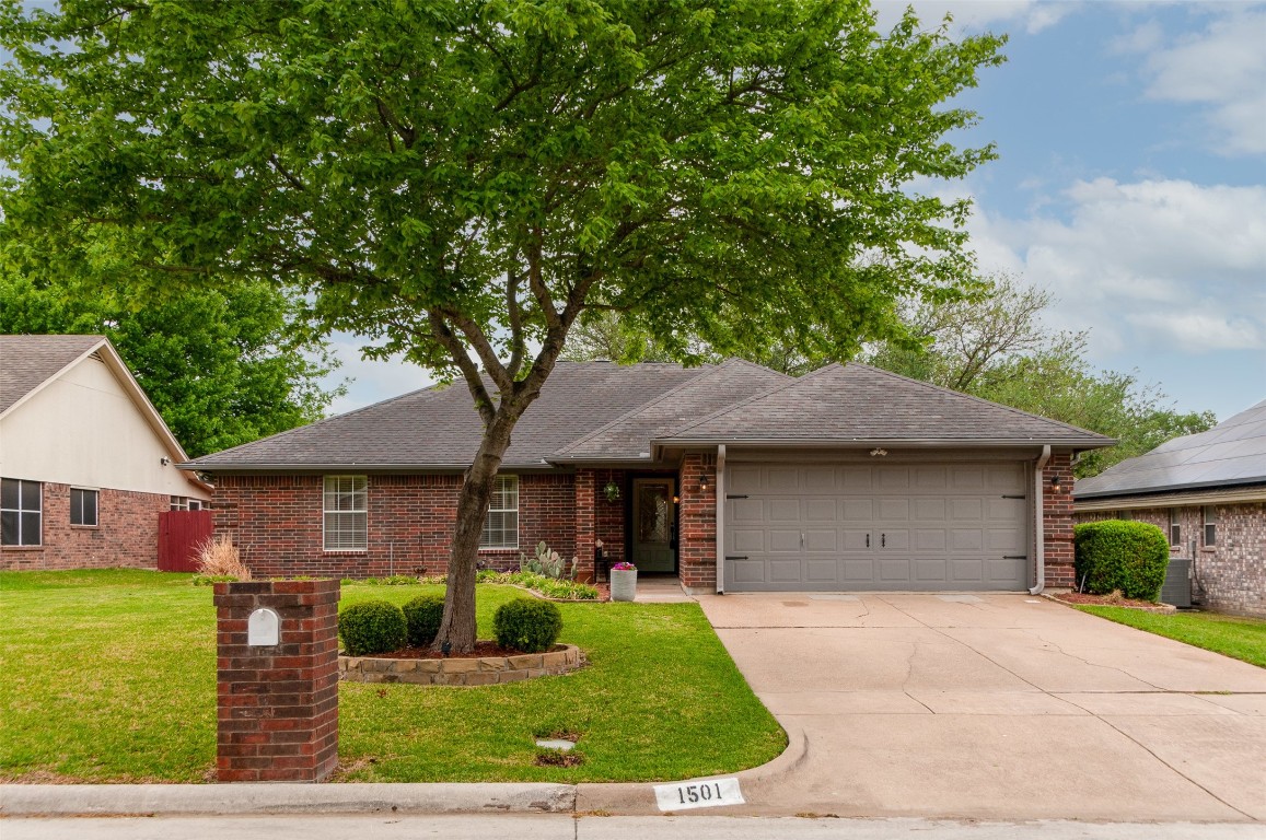 1501 Lincoln Drive Mansfield TX 76063