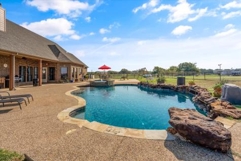 124 Horse Whisperer Court Decatur TX 76234